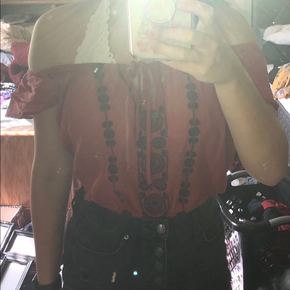 Red/burgundy cropped Off the shoulder T-shirt